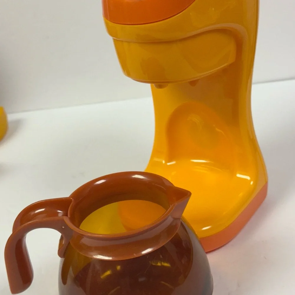 Colorful Breakfast Toy Set with Waffle Maker and Coffee Pot - Picture 11 of 11